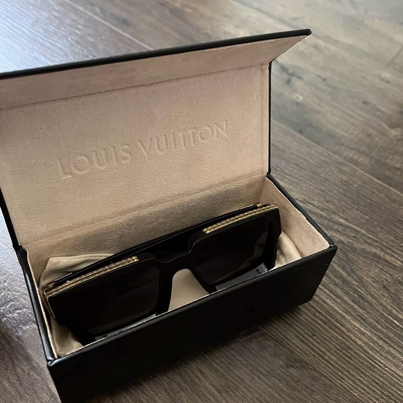 Louis Vuitton 1.1 Millionaire glasses Eastern Fit - Picture 6 of 6